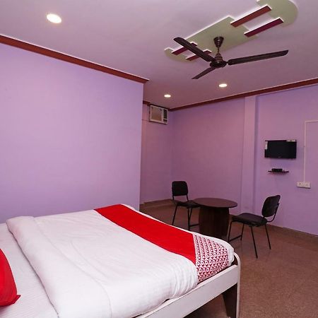 Oyo 31112 Hotel Abhinandan Palace Rāipur Eksteriør billede