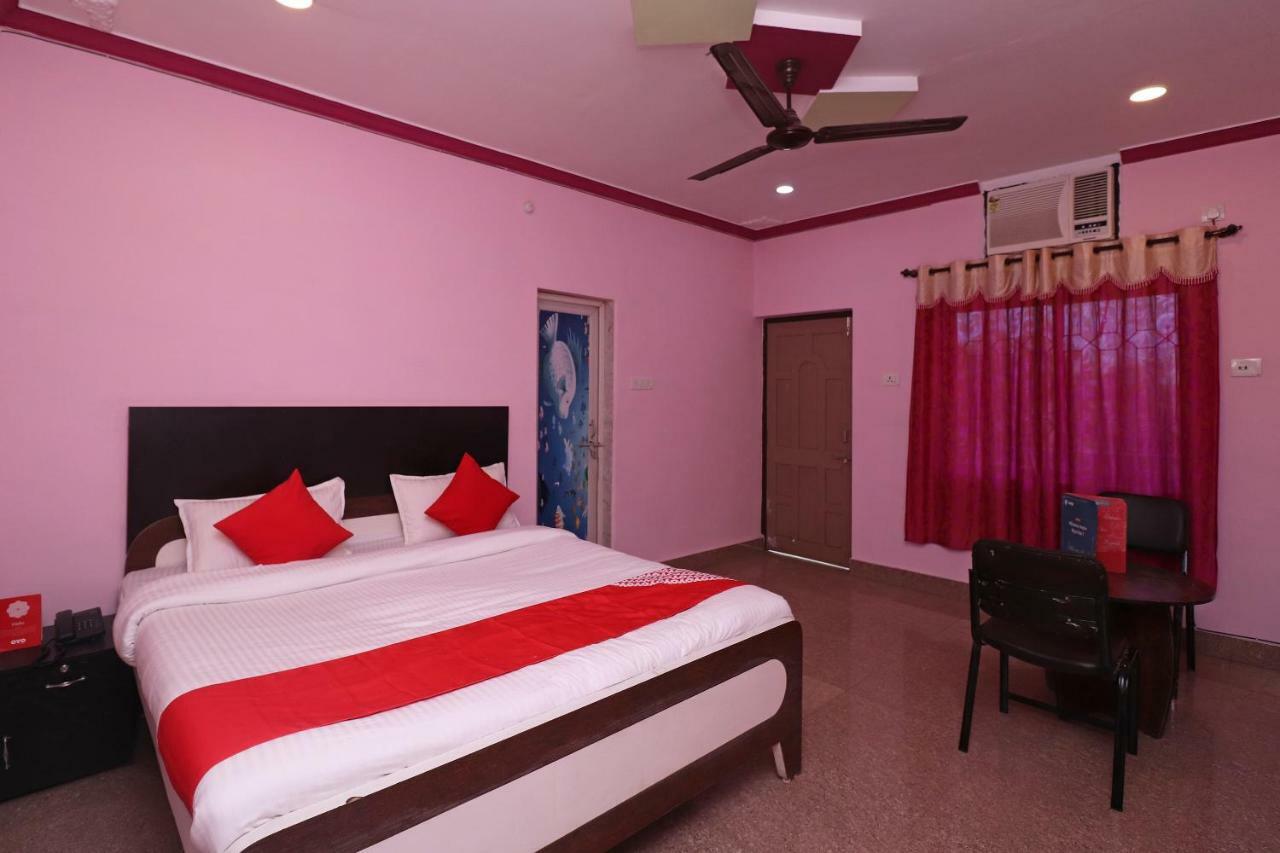 Oyo 31112 Hotel Abhinandan Palace Rāipur Eksteriør billede